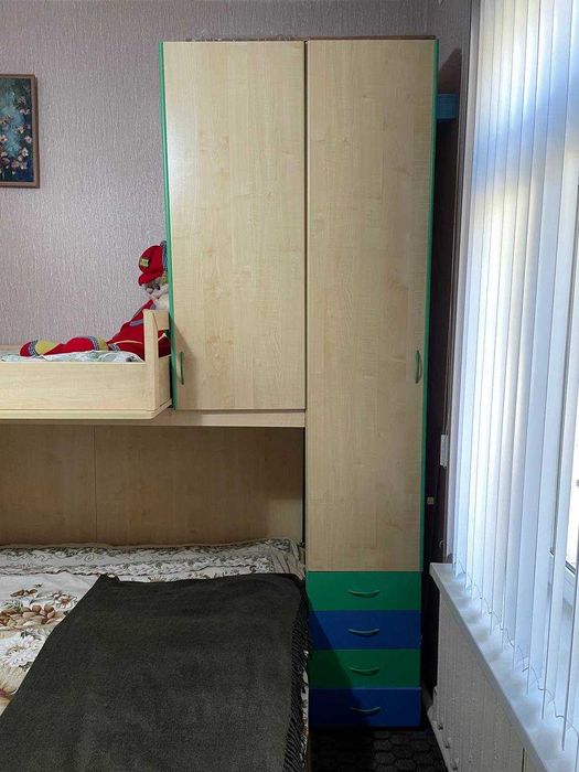 Продается встроенная мебель