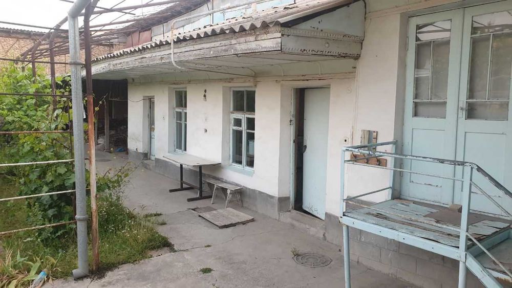 Продается участок Ховли сотилади