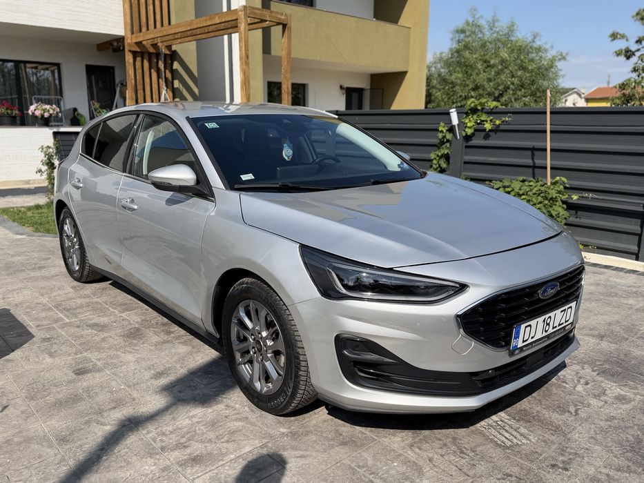 Vand Ford Focus 2023 1.5 diesel automat avariat