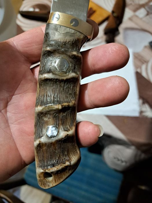 Ловен нож от дамаска стомана