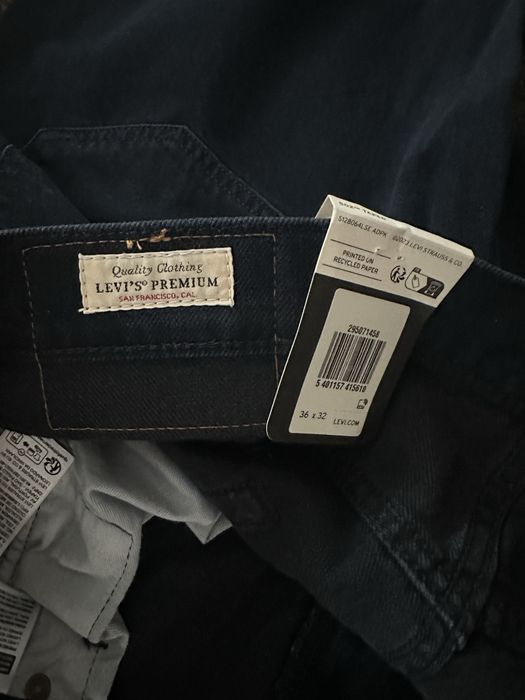 Vând Blugi Levis Barbati