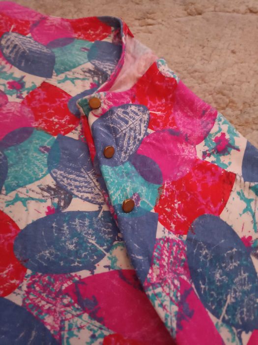 Блуза с къс ръкав