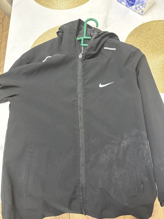 Дождевик хорошим состоянии