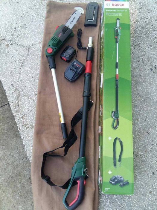 BOSCH UNIVERSALCHAINPOLE  Акумулаторен телескопичен верижен  трион