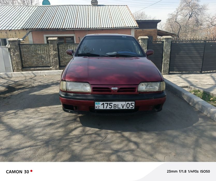 Nissan Primera p10 1995