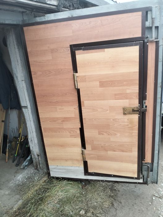 Продам гараж район 31 школа