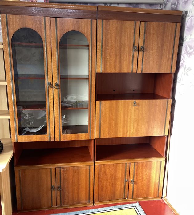 Сервант шкаф