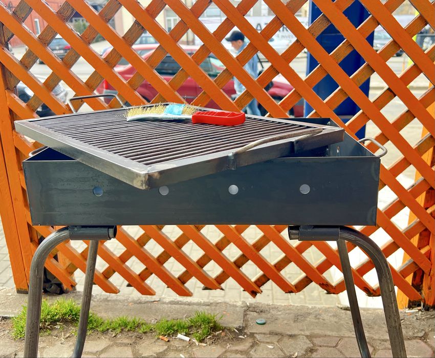 Gratar camping + perie cadou