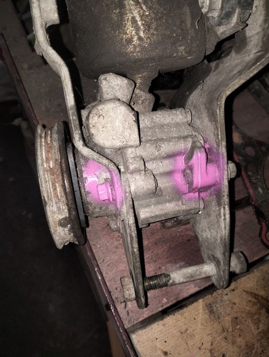 Гур насос Джили МК , СК