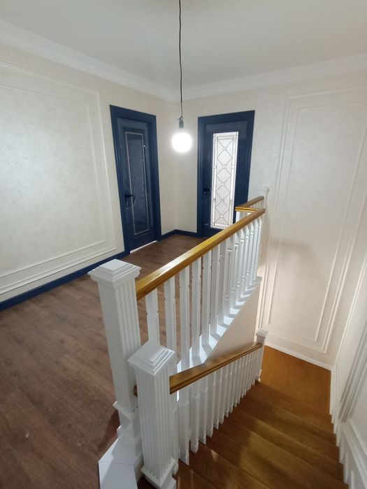 Siz uchun harhil turdagi jahon standartiga mos keladigan zinalar