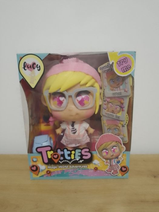 Vând jucărie păpușică Trotties