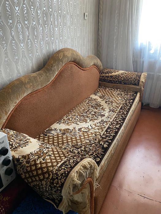 Диван для гостиной