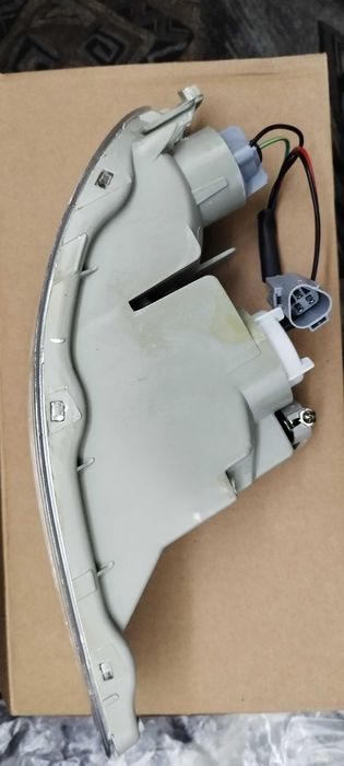 Противотуманки на Toyota Corona