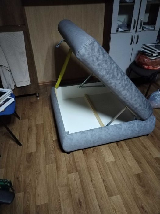 Пуфик мебельный велюр