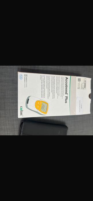 Roche Accutrend Plus - Analizor sânge pentru glucoză, colesterol și trigliceride