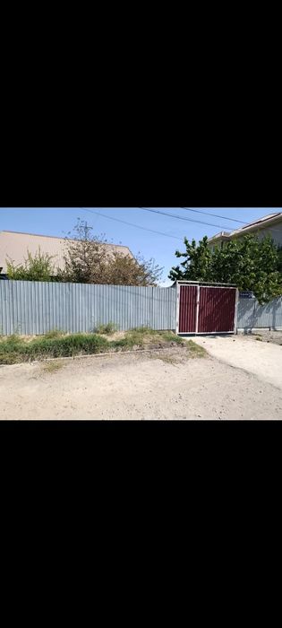 домик в  центре.