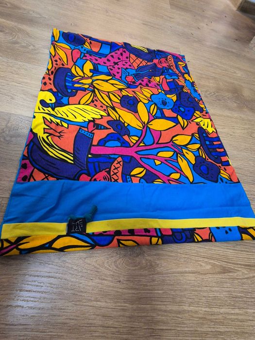 Красиво-цветен шал Artelie