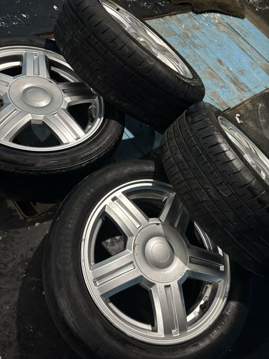 Продам комплект диски с резиной