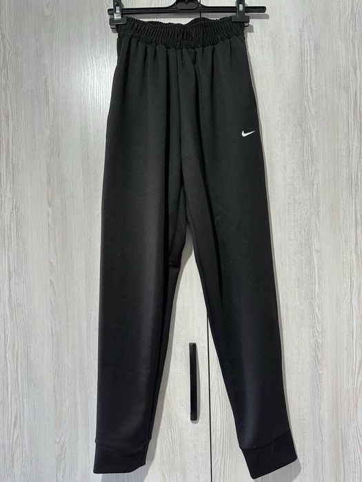 Мужской спортивный костюм тройка