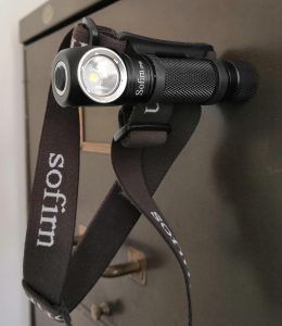 Качественный налобный (универсальный) фонарик Sofirn SP40