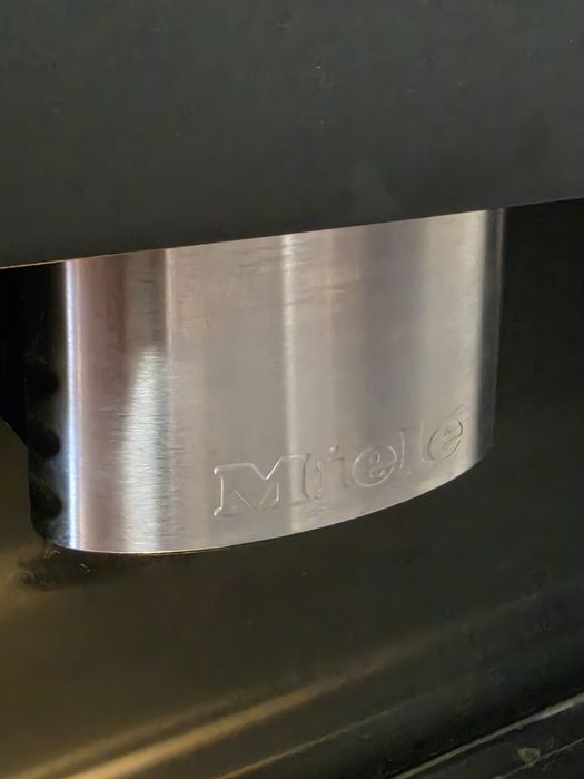 Aparat de cafea Miele CVA 6401 - espressor incorporabil