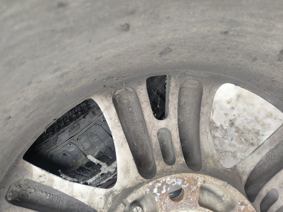 Продается в комплекте