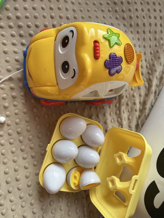 Машинка-сортер развивающая