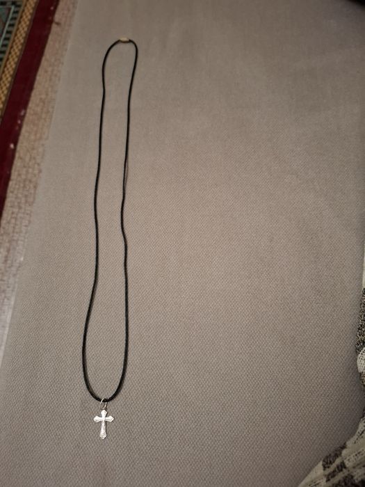 Серебрянный крестик .