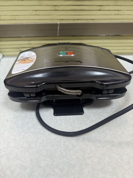 Тостер Moulinex SM156D