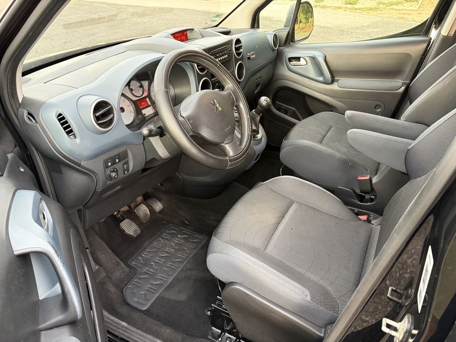 PEUGEOT Partner 2011 — imagine 15