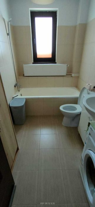Direct Proprietar: Ap. 2 camere spatios (67 mp) + Parcare + Pod Depozitare | Granita Rosu - Sector 6 (Apusului)