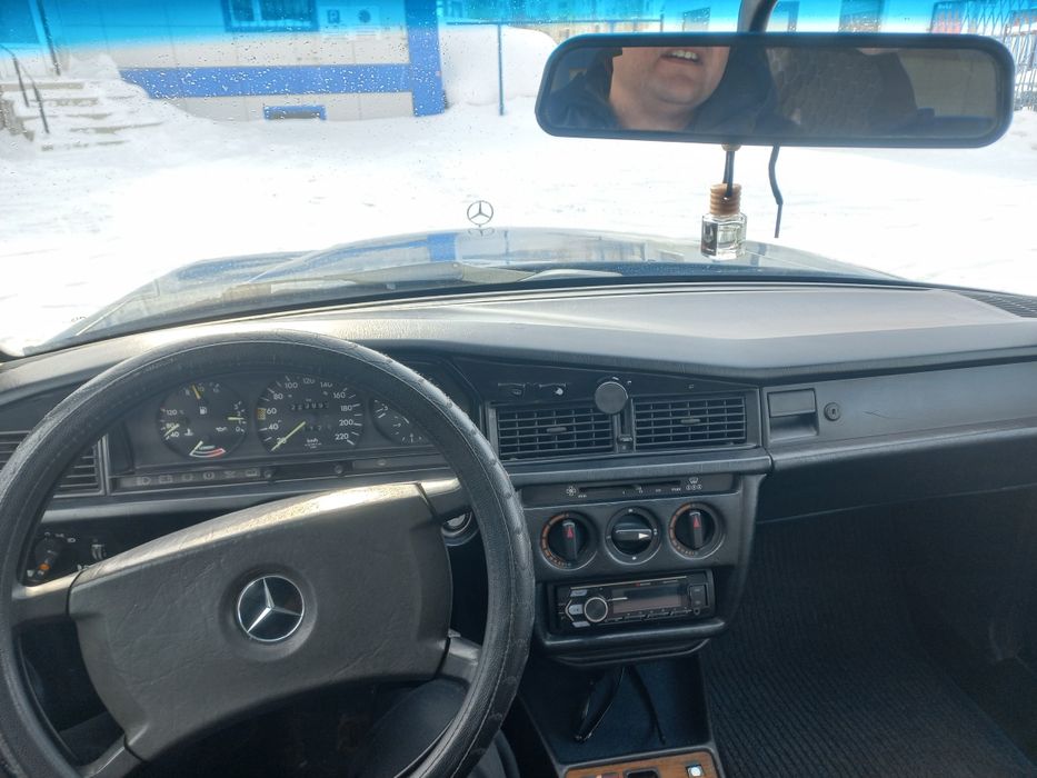 Мерседес 190 на разбор
