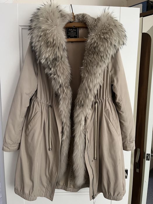 Продам парку в хорошем состоянии