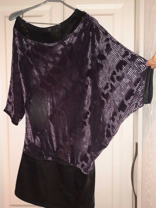 Платье нарядное с паетками