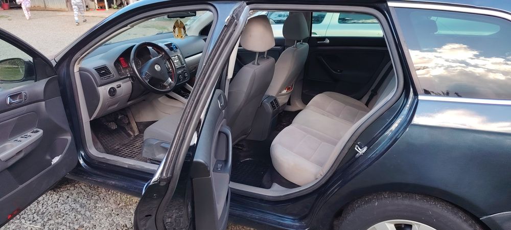 De vânzare golf 5 2008si Skoda Octavia 2 2005