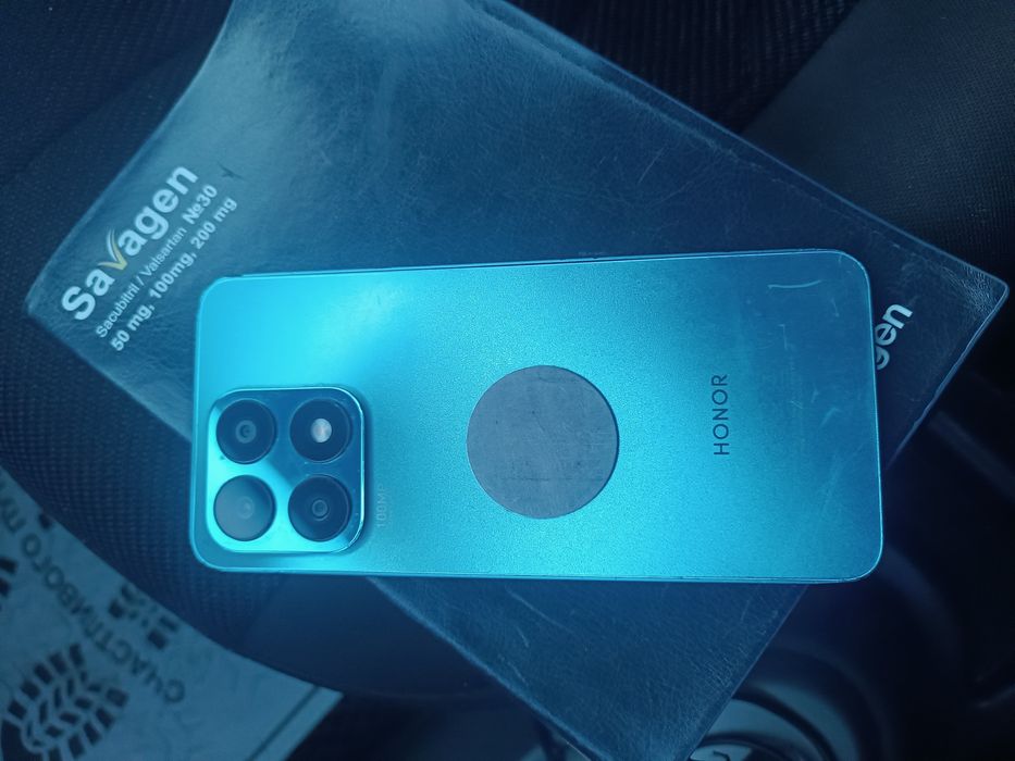 Срочно продается  HONOR X8A 6GB 128GB