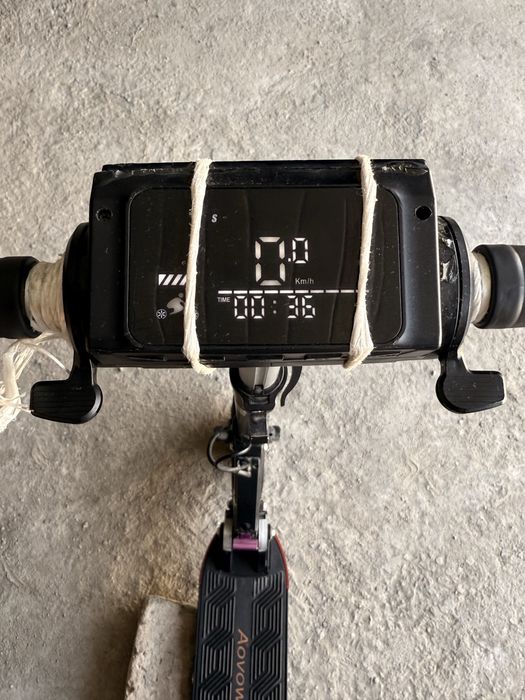 Продам электросамокат