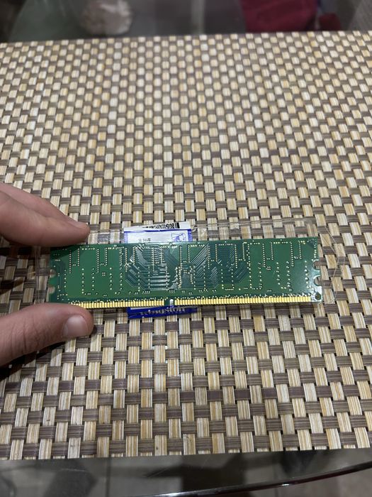 Memorie RAM Hynix DDR 512 MB PC3200 400 MHz – pentru PC vechi