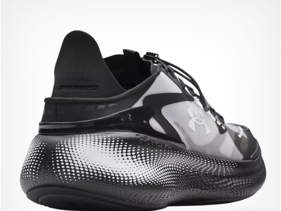 UNDER ARMOUR спортни обувки