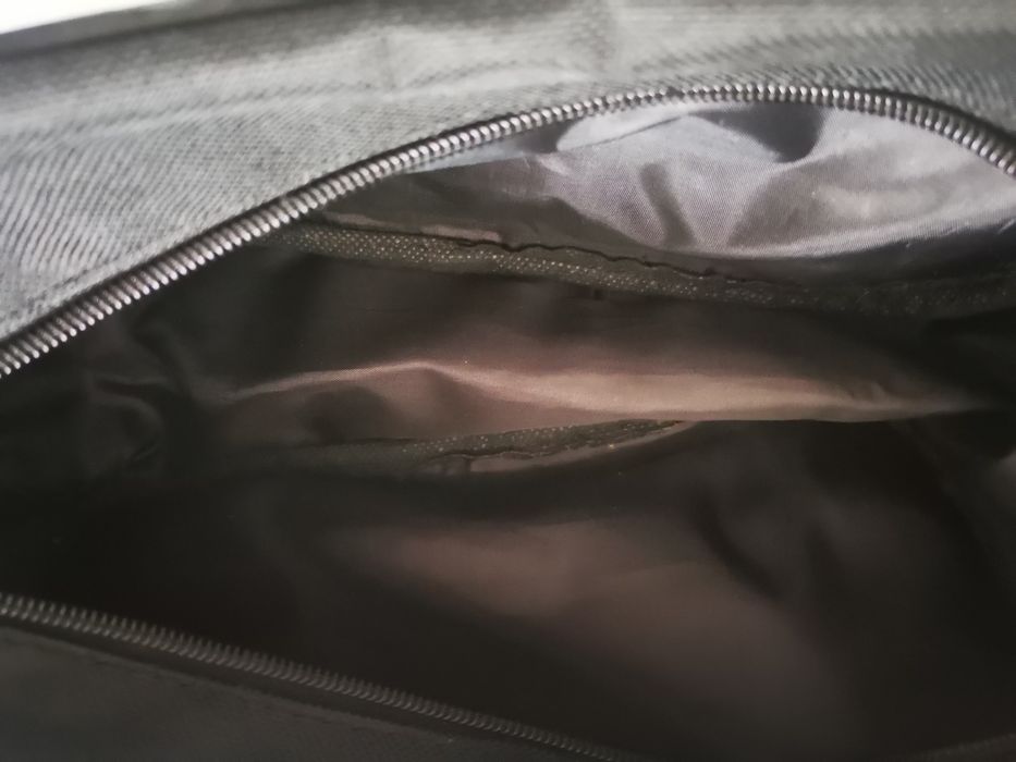 Borseta barbati neagra, produs nou, 2 modele