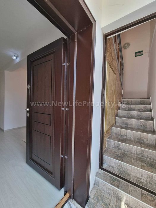 Продава се Къща в с. Медово, Област Бургас - 162 кв.м за 1297 €/кв.м - Снимка #2