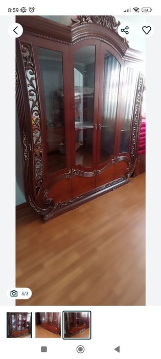 Гостиный стол и стулья 12 шт
2,70 на 1,20
Торг уместен