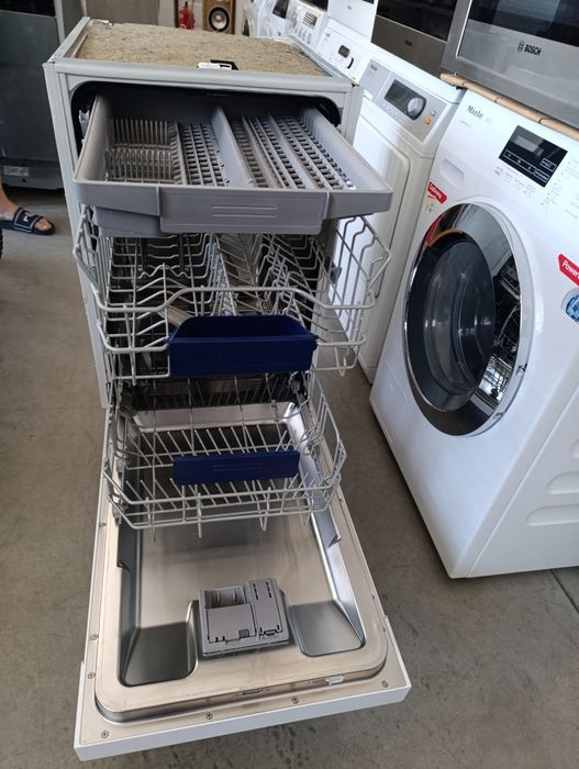 Съдомиялна за вграждане Siemens 45см