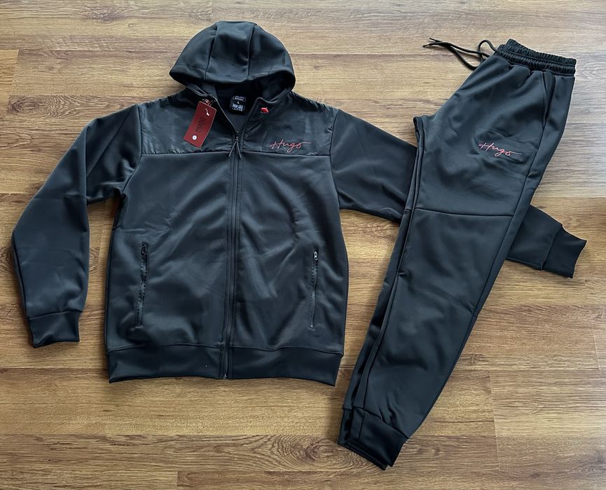 Мъжки,поларен,черен екип Hugo BOSS с топла подплата