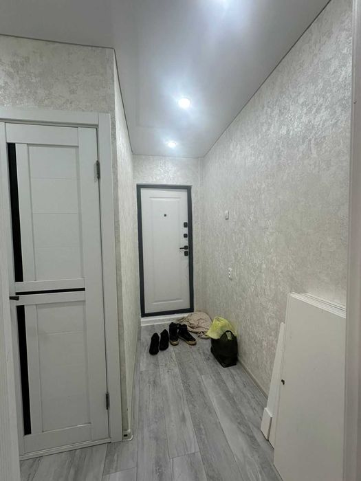 продам 2 комнатную квартиру