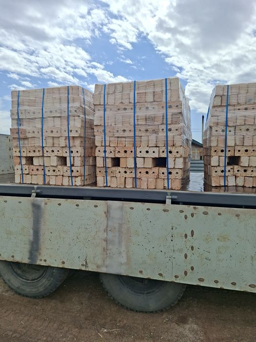 Продам кирпич красный полуторный
