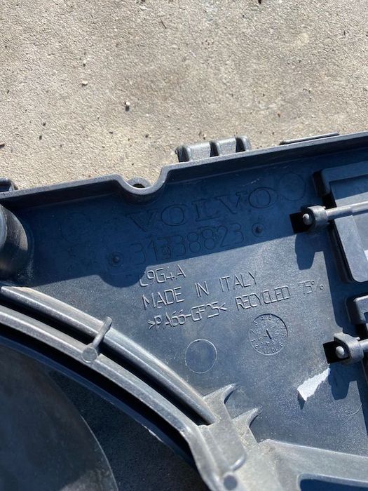 Ventilator Volvo XC60 XC70 S60 V70 2015 31338823