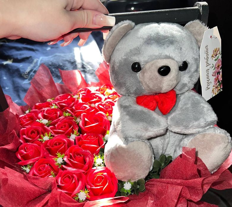 Букет в корзинке с мишкой!!!