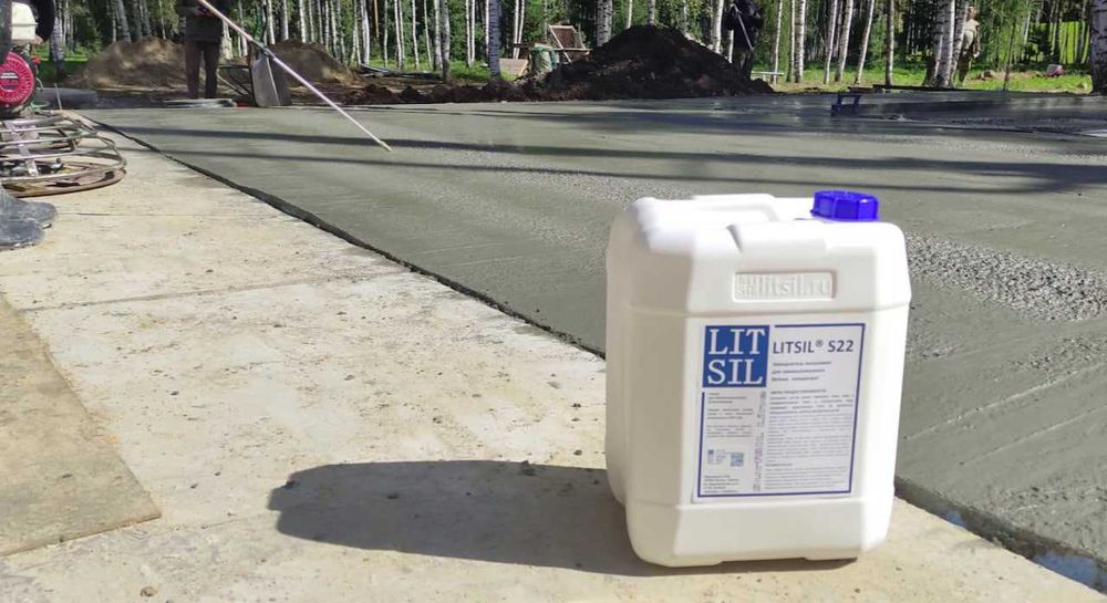Работаете в жаркую погоду? -Замедлитель высыхания бетона Litsil S22