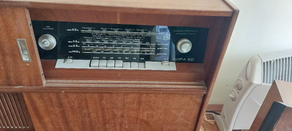Ретро радио грамофон